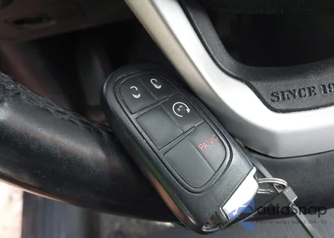 2018 Jeep Cherokee Latitude Plus 4X4 from USA, damaged, VIN 1C4PJMLX0JD575964